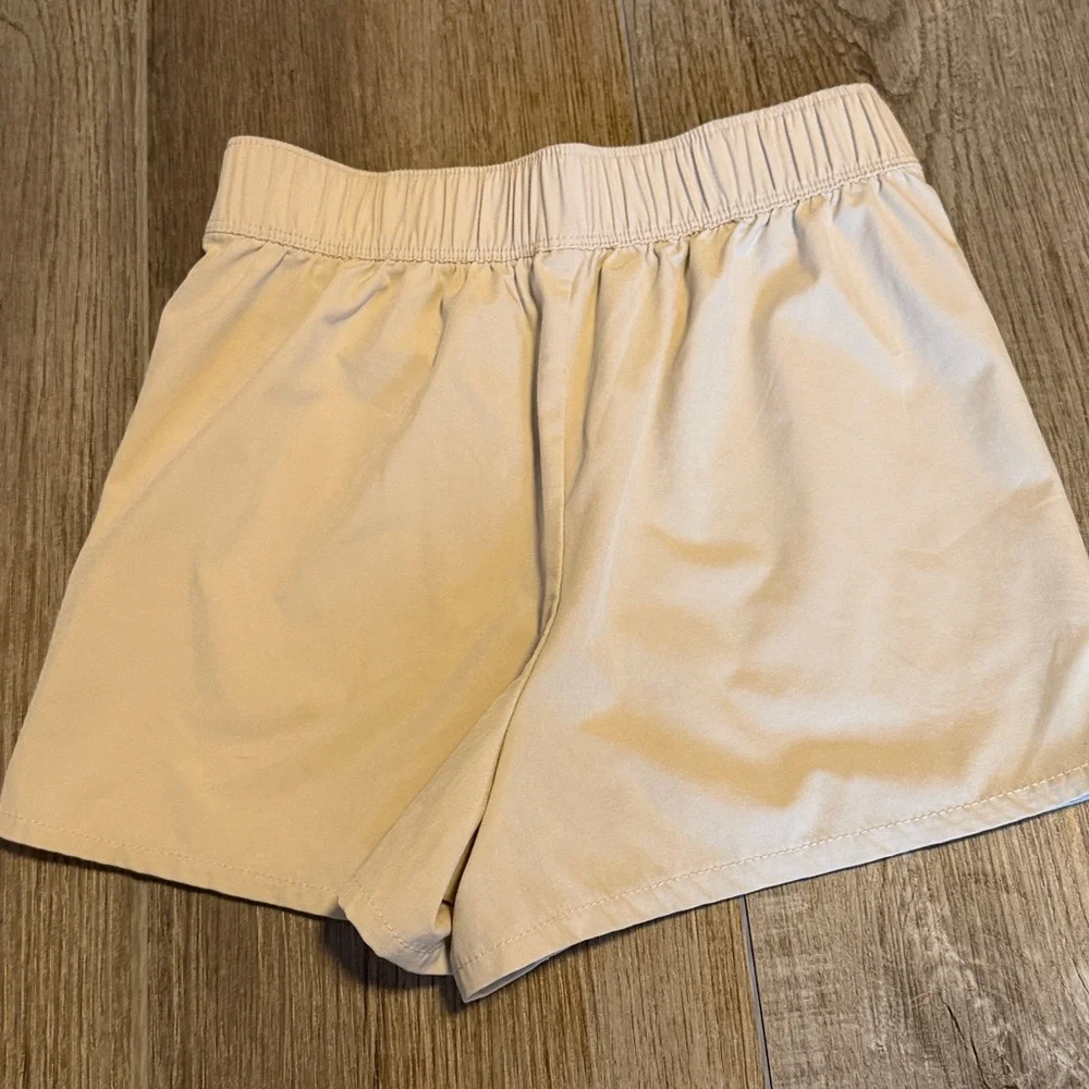 Girl’s 32 Degree Cool Casual Stretch Shorts - Cream